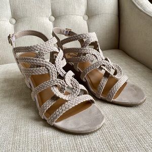 Y Not? Woven Sandal